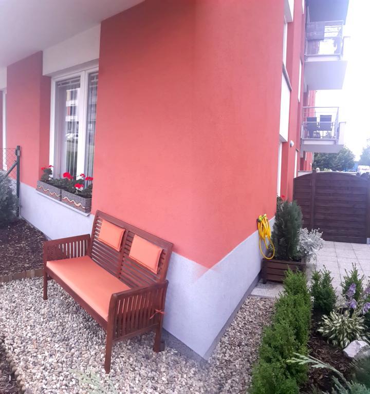 פראג Bastien Studio Near Airport מראה חיצוני תמונה