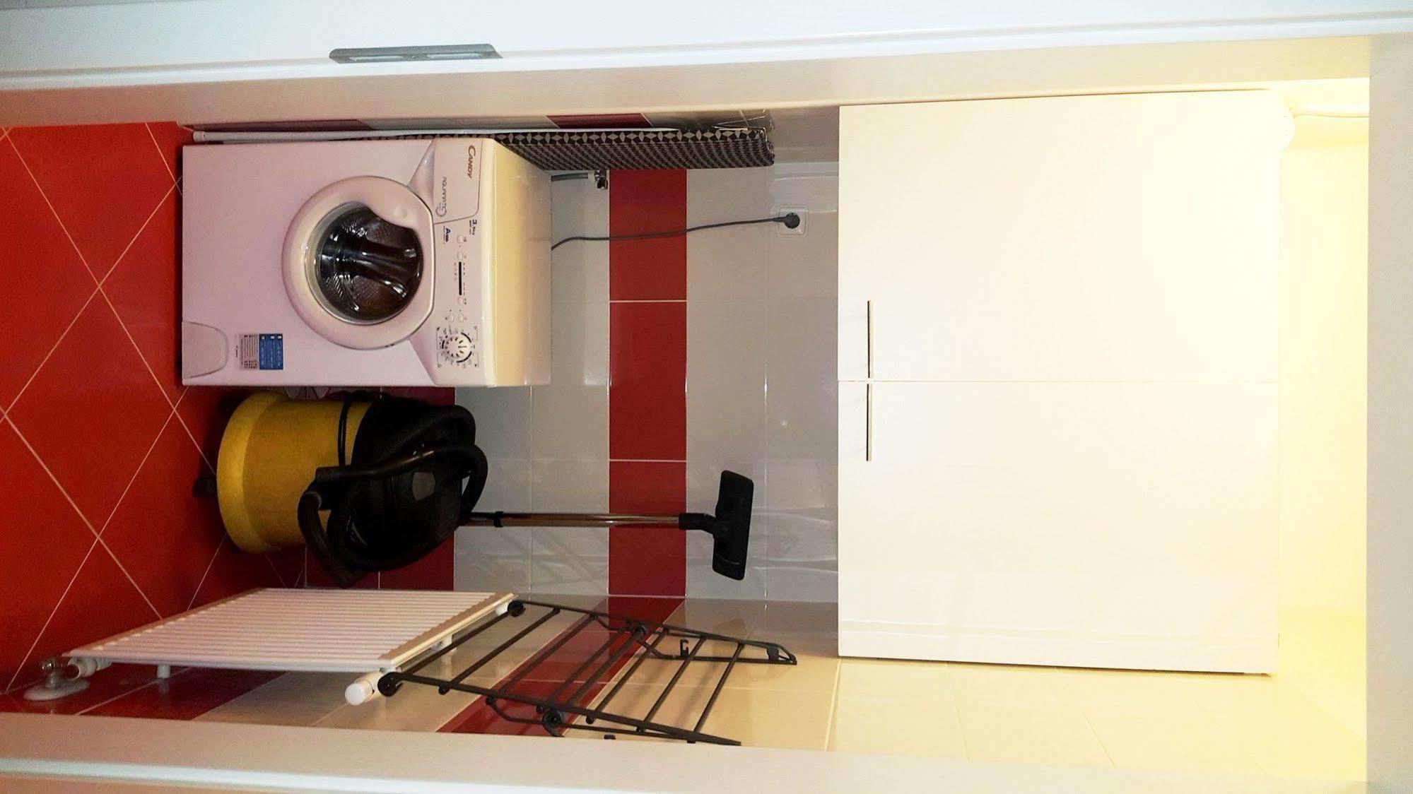 פראג Bastien Studio Near Airport מראה חיצוני תמונה