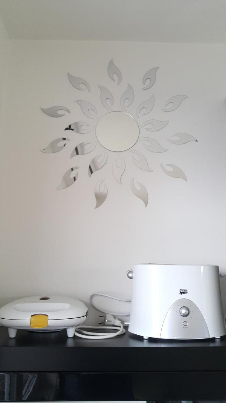 פראג Bastien Studio Near Airport מראה חיצוני תמונה
