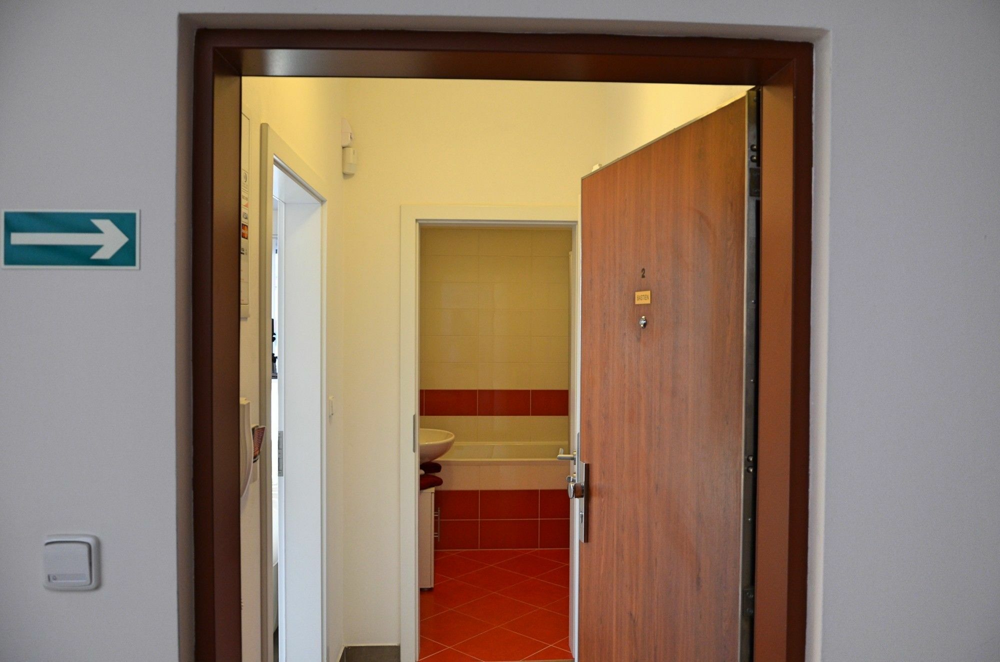 פראג Bastien Studio Near Airport מראה חיצוני תמונה