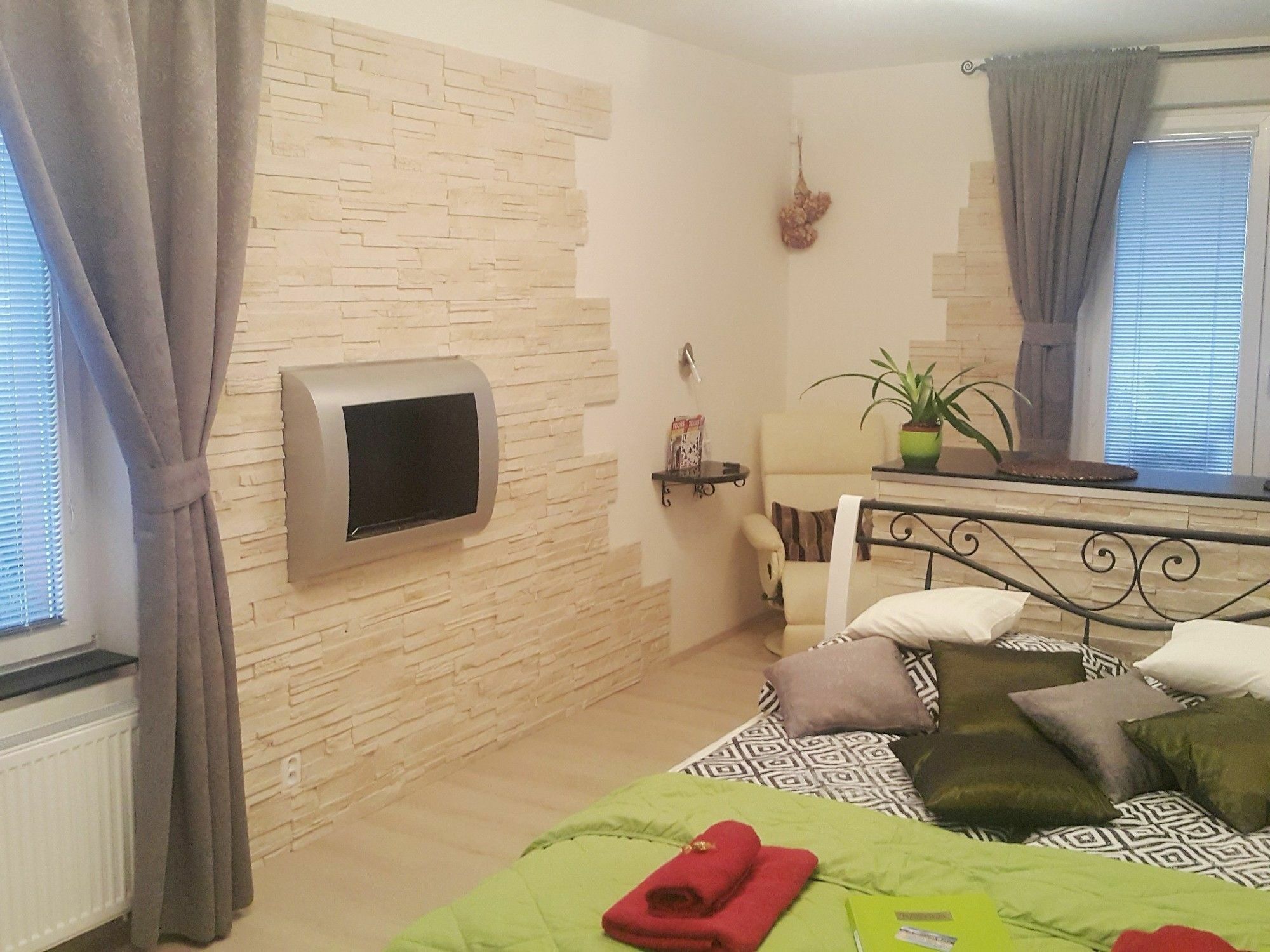 פראג Bastien Studio Near Airport מראה חיצוני תמונה