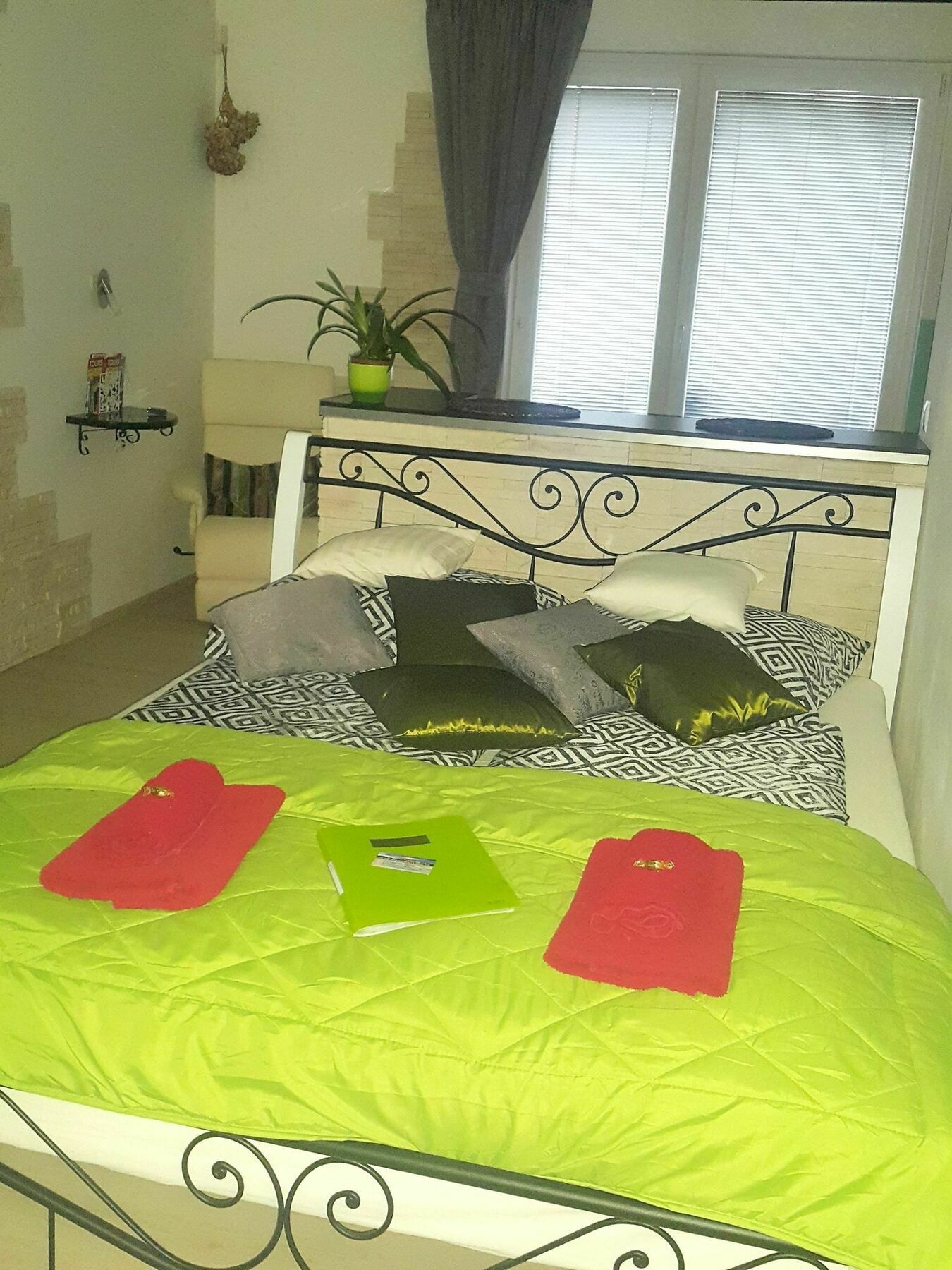 פראג Bastien Studio Near Airport מראה חיצוני תמונה